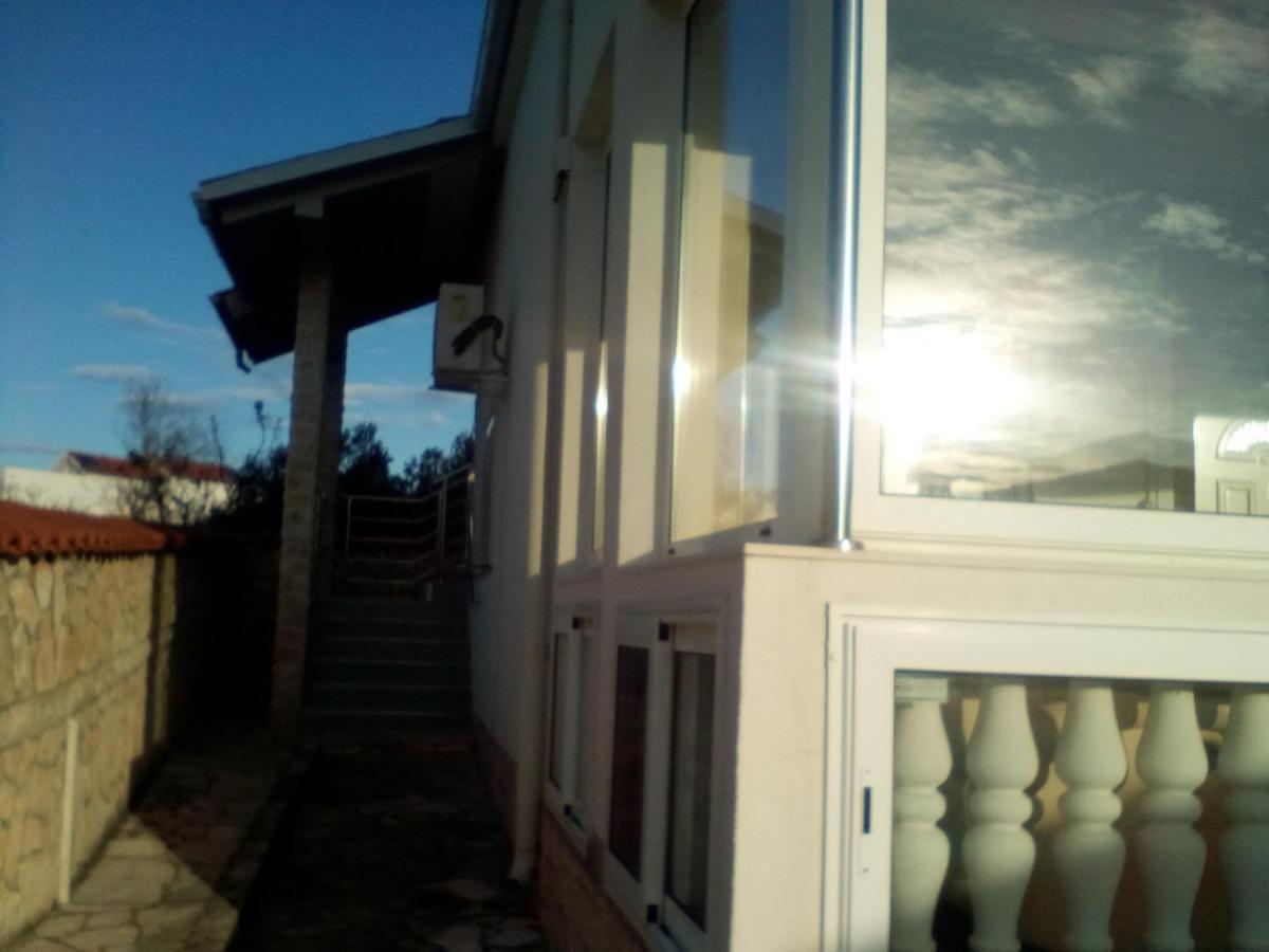 Villa Palfi Jezera Exteriör bild